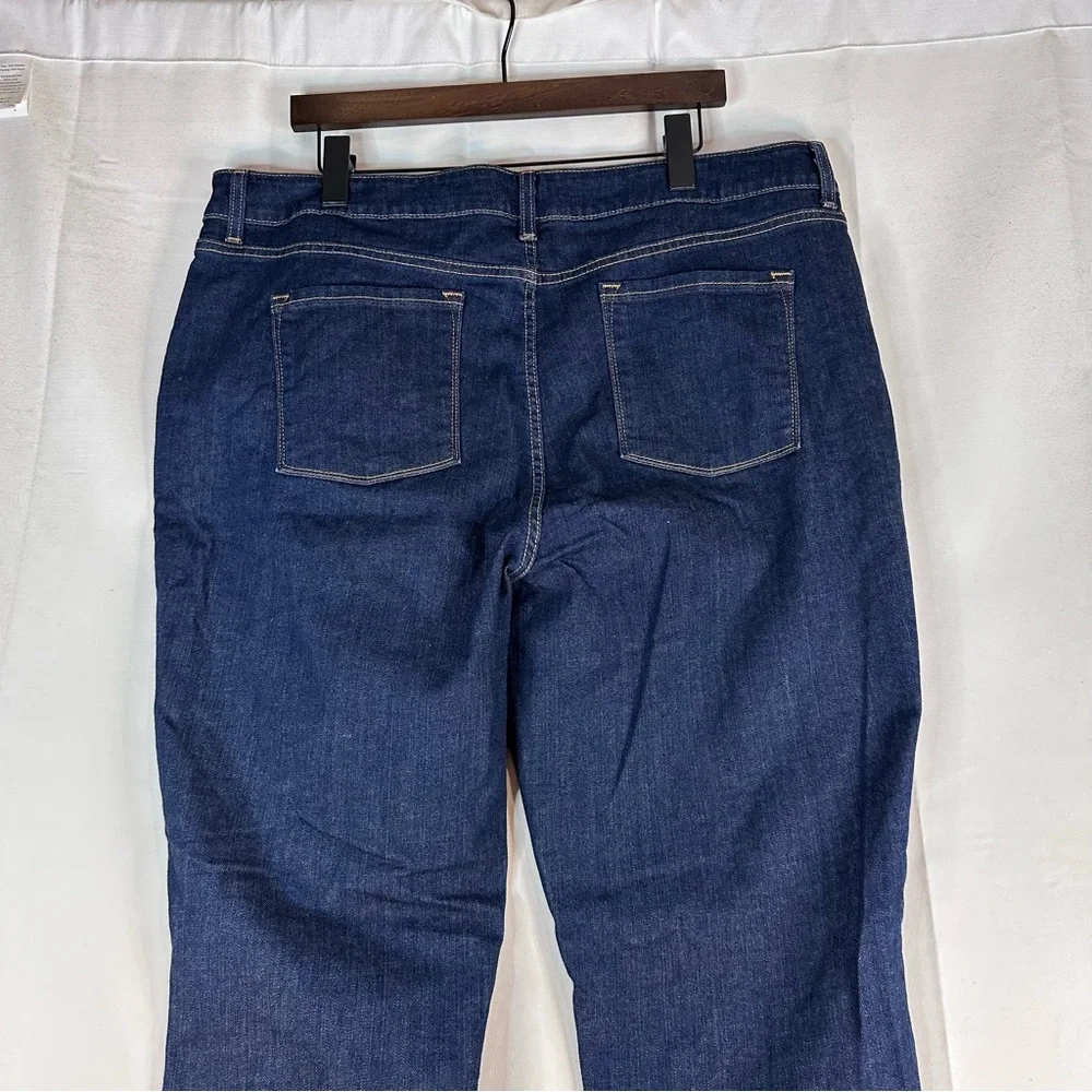 LL BEAN Women’s Size 20W Denim Jeans Classic Fit Stretch High Rise Straight Leg